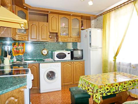 квартира за адресою Озерна вул. (Червоних Майовщиків)