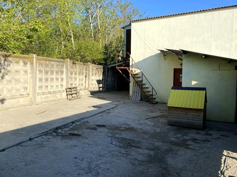 комерційна за адресою Гонти вул., 38