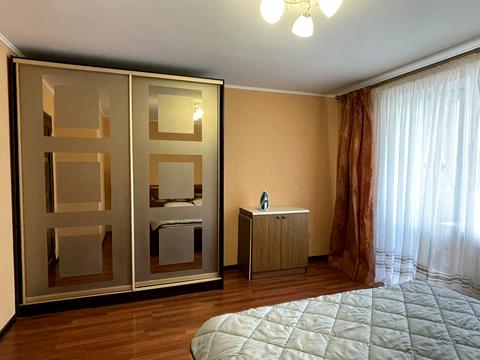 квартира за адресою Владислава Бувалкіна вул. (Бочарова Генерала), 61