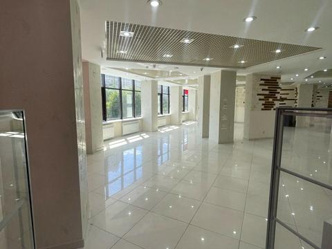 комерційна за адресою Петра Григоренка просп., 22/20