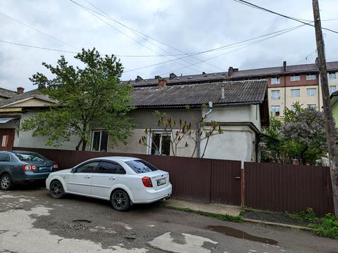 будинок за адресою Полковника Василя Андрусяка вул.
