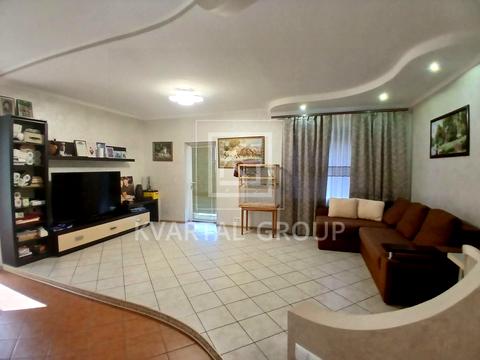 дом по адресу Полунична, 2