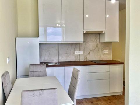квартира за адресою Романа Левицького вул., 4