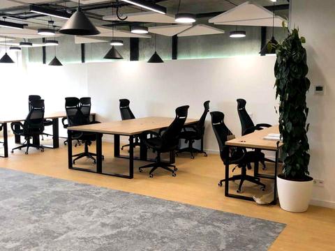 коммерческая по адресу Кловский спуск, 7a