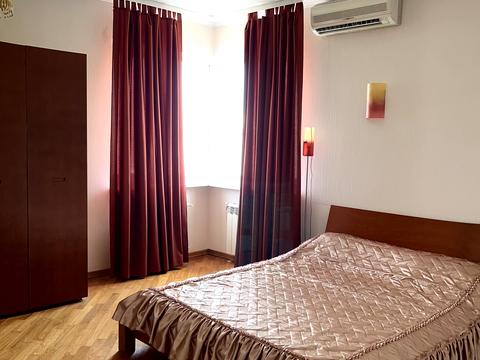 квартира за адресою Анни Ахматової вул., 47