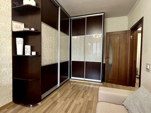 квартира за адресою Вахтанга Кікабідзе вул. (Булгакова), 4