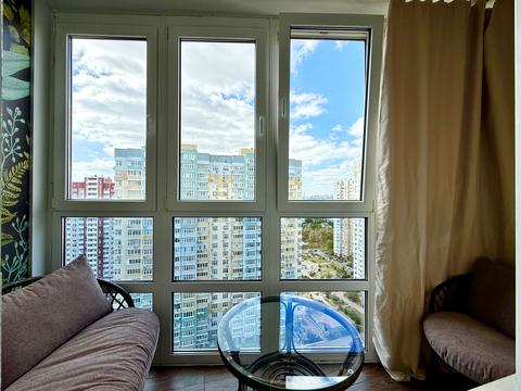 квартира за адресою Софії Русової вул., 7