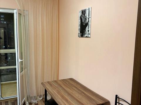 квартира за адресою Бориса Гмирі вул., 10/40