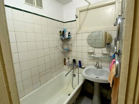 квартира за адресою Остапа Вишні вул., 7