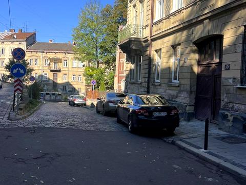 квартира за адресою Леоніда Глібова вул., 9