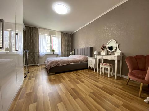 квартира за адресою Софії Русової вул., 1-Б