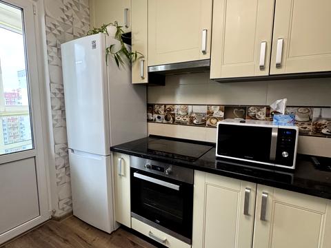 квартира за адресою Софії Русової вул., 7