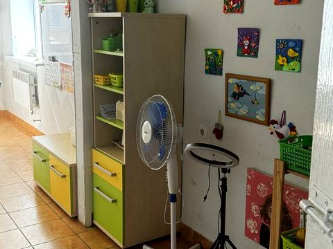 комерційна за адресою Крошенська вул., 8
