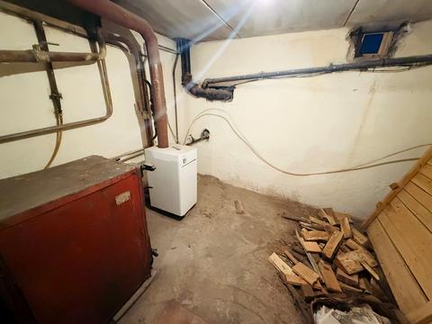 будинок за адресою Шкільна