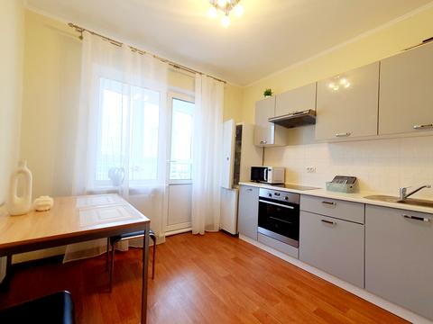 квартира за адресою Бориса Гмирі вул., 16а