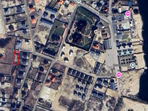 ділянка за адресою Центральна вул., 18
