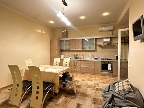 квартира за адресою Французький бульв., 35
