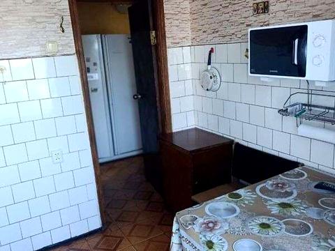 квартира за адресою Київ, Братиславська вул., 40-А