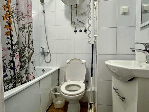 квартира за адресою Віктора Некрасова вул. (Північно-Сирецька), 10-А