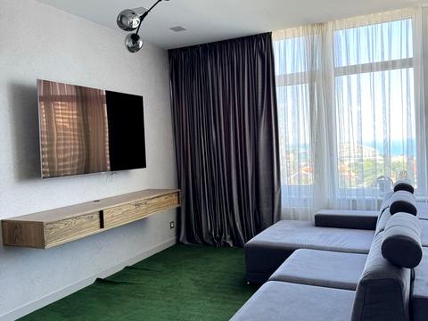 квартира за адресою Літературна вул., 8