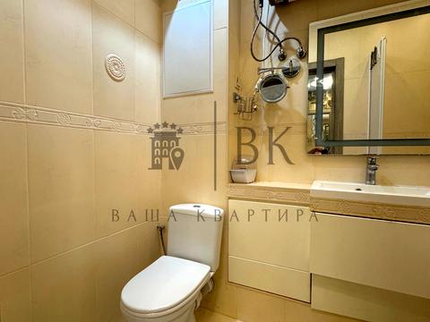 квартира за адресою Лаврська вул. (Січневого Повстання), 4-Б