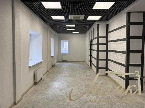 комерційна за адресою Івана Франка вул., 15