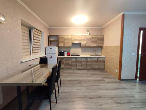 квартира за адресою Зодчих вул., 30