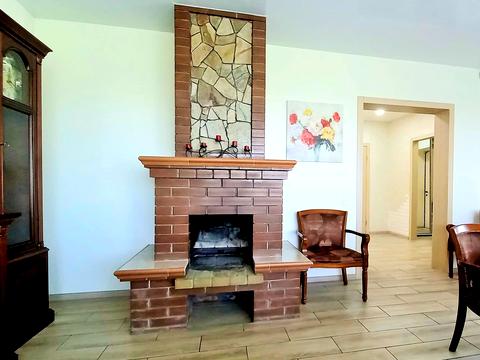 будинок за адресою Миру