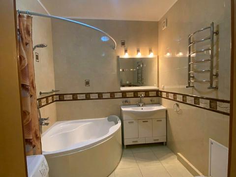 квартира за адресою Космічна вул., 9-А