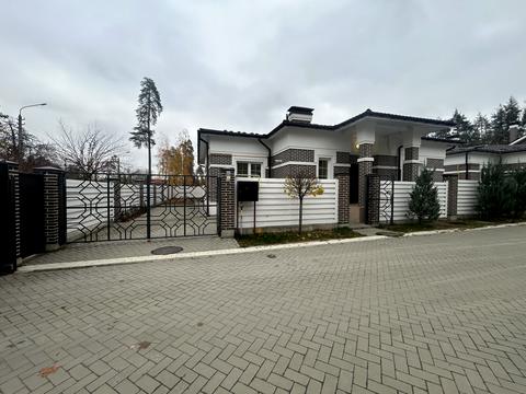будинок за адресою Михайла Чалого вул., 1