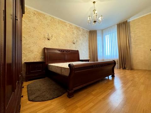 квартира за адресою Середньофонтанська вул., 19в
