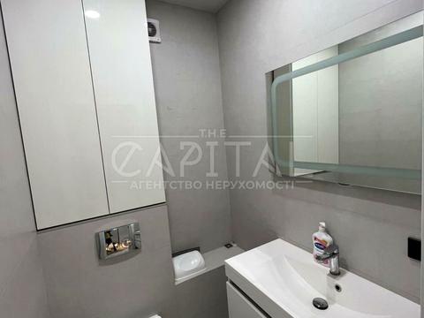 коммерческая по адресу Антоновича ул. (Горького), 74-78