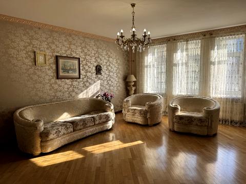 квартира за адресою Дмитрівська вул., 52-Б