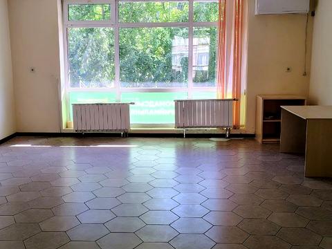 комерційна за адресою Оболонська набережна вул., 19