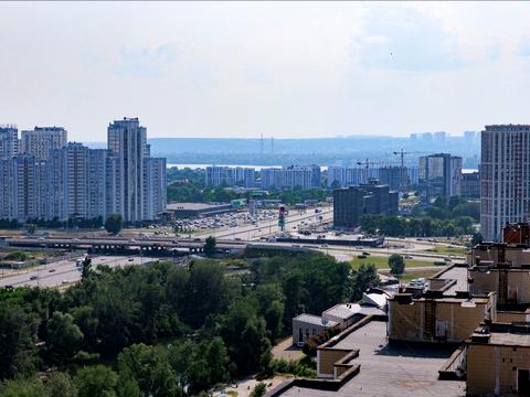 квартира за адресою Срібнокільська вул., 12