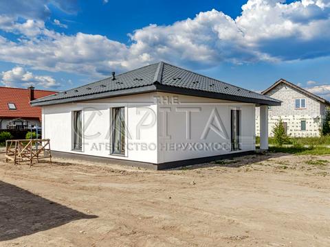 будинок за адресою Небесної Сотні вул. (Паризької Комуни)