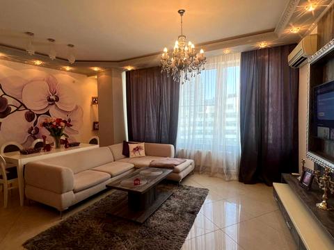 квартира за адресою Літературна вул., 1а