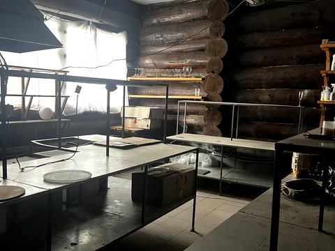 комерційна за адресою Антонова, 9