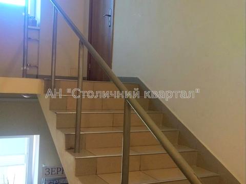 комерційна за адресою Кирилівська вул. (Фрунзе), 13-Д
