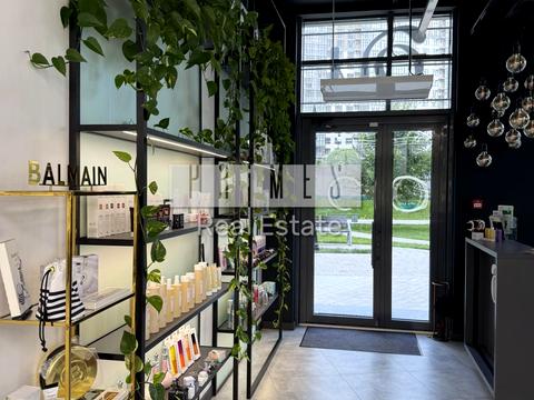 коммерческая по адресу Андрея Верхогляда ул. (Михайла Драгомирова), 17-Б