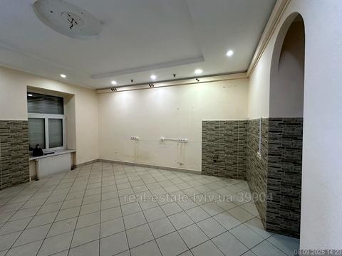 комерційна за адресою Івана Франка вул., 100