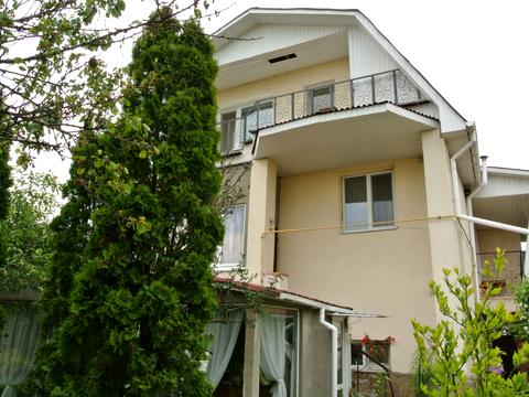 будинок за адресою Польова