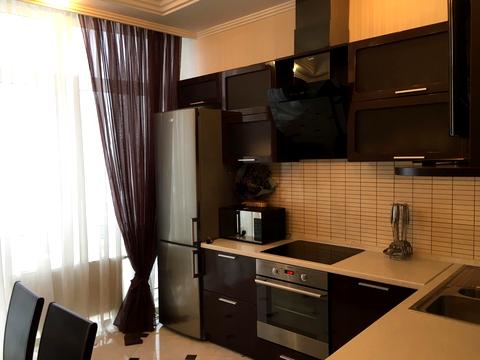 квартира за адресою Академіка Глушкова просп.