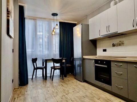 квартира по адресу Леонида Бирюкова бульв., 2-А