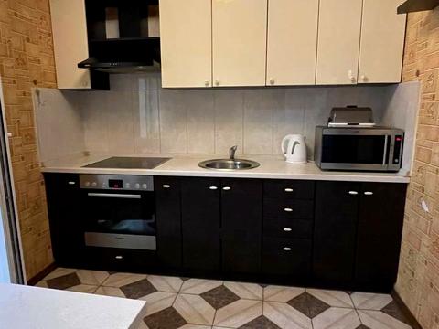 квартира за адресою Софії Русової вул., 3