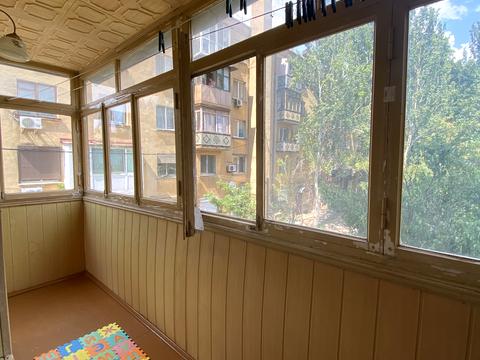 квартира за адресою Галини Петрової вул., 5