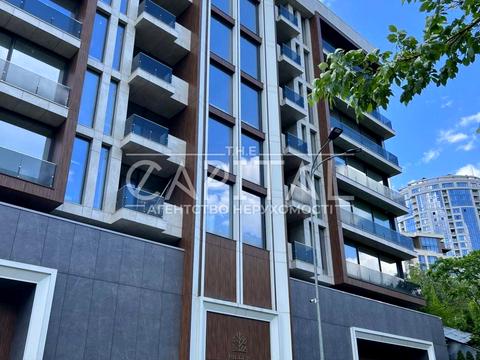 комерційна за адресою Садово-Ботанічна вул. (Тимірязєвська), 46