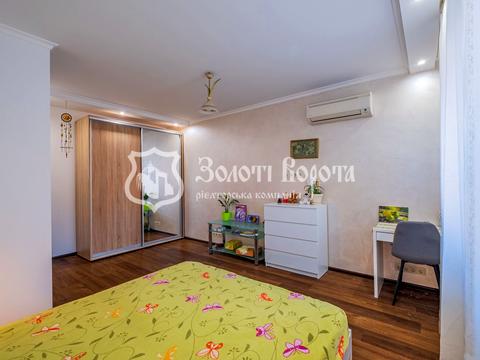 квартира за адресою Академіка Лебедєва вул., 1