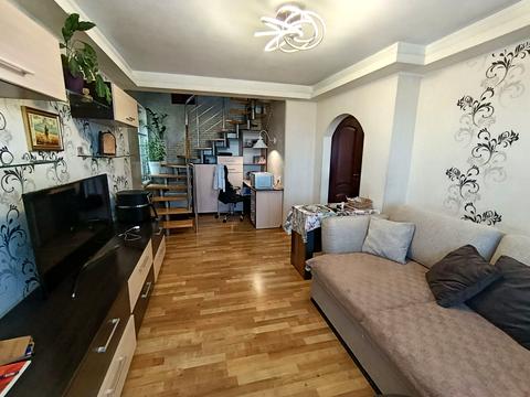 квартира за адресою Мири, 6