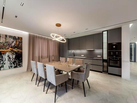 будинок за адресою Осіння, 2